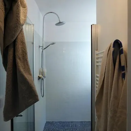 빌라 Familiale Au Bord De L'eau *